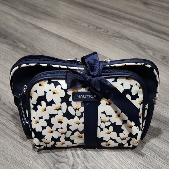 NWT Navy & White Floral Set Of Cosmetic Toiletry Bags - Picture 1 of 6
